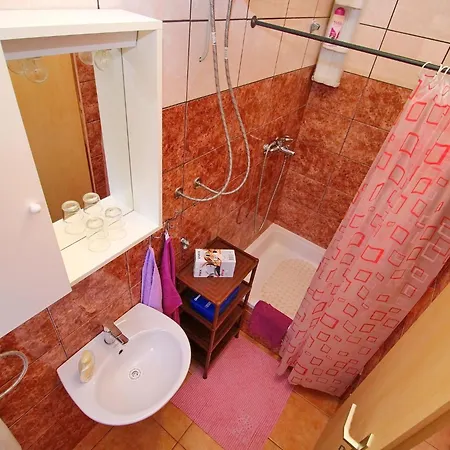 Apartments Filipovi - Comfort One-Bedroom Apartment With Balcony And Sea View A2 Apartment *