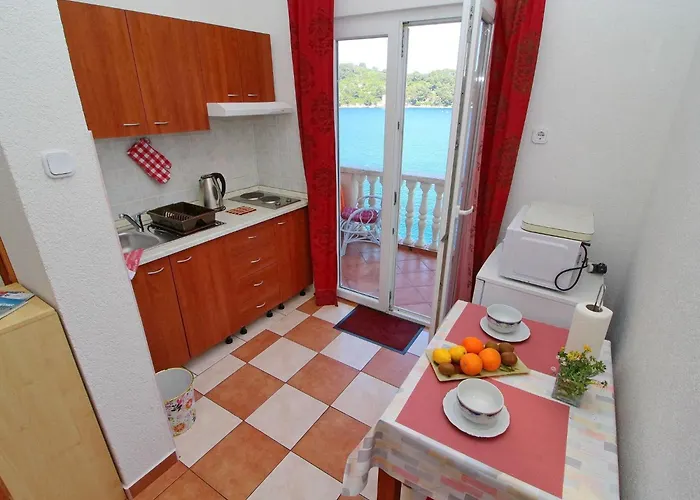 Near Sea In Διαμέρισμα